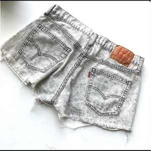 Levi's Cutoff Acid Wash Jean Shorts 514